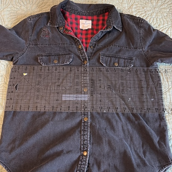 American Eagle Distressed Denim Jacket lined with Plaid Flannel Oversized Fit - Picture 6 of 14